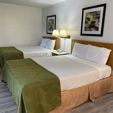Rodeway Inn & Suites Omak - Okanogan Екстер'єр фото