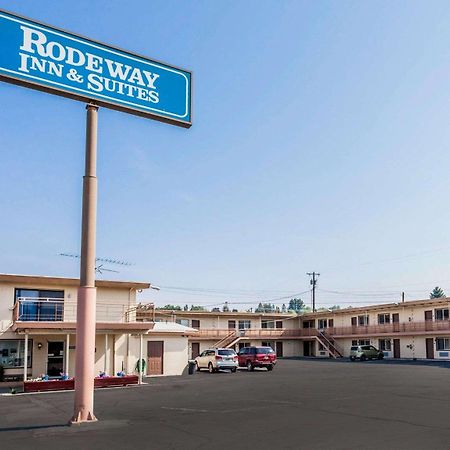 Rodeway Inn & Suites Omak - Okanogan Екстер'єр фото