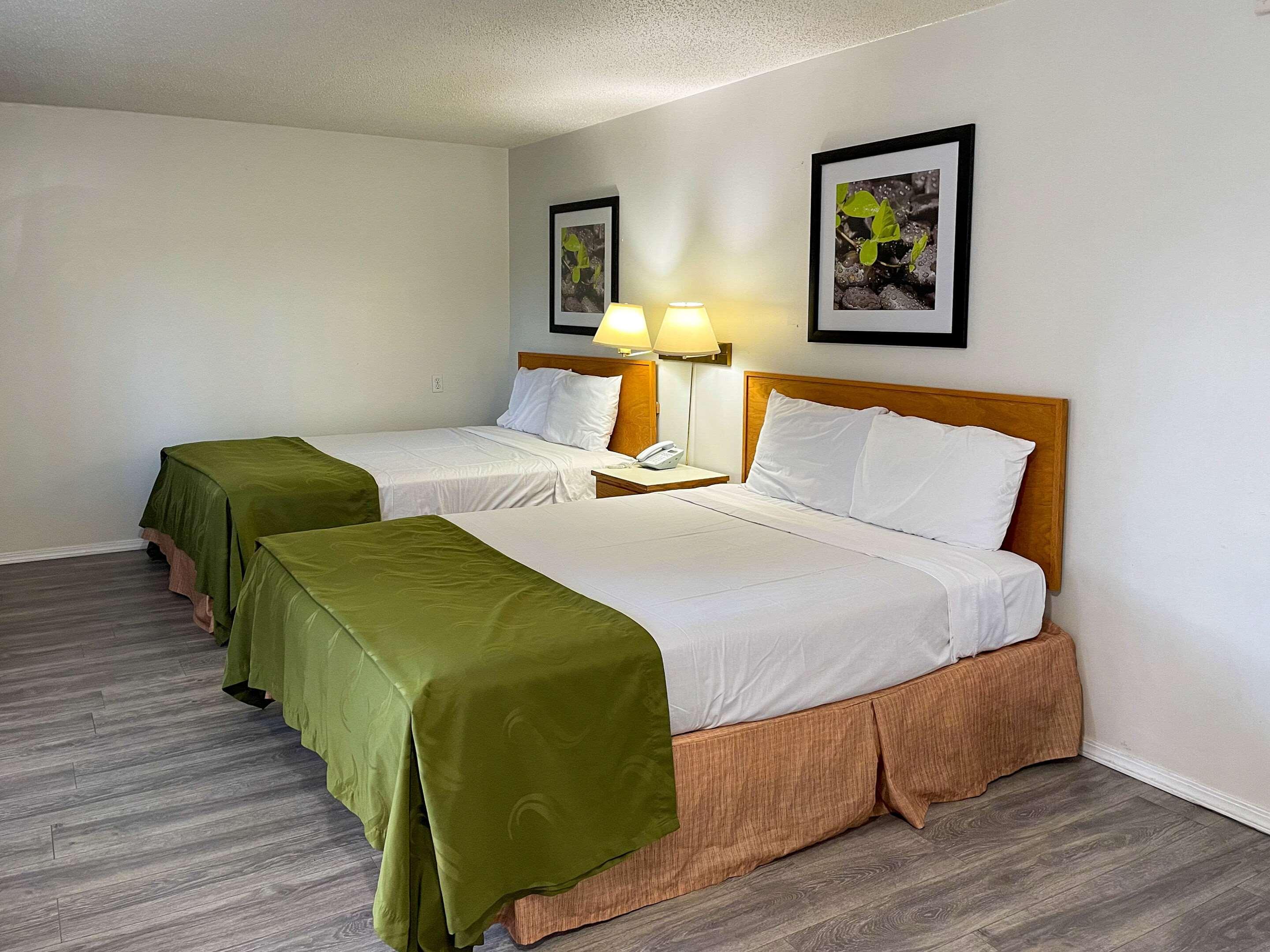 Rodeway Inn & Suites Omak - Okanogan Екстер'єр фото