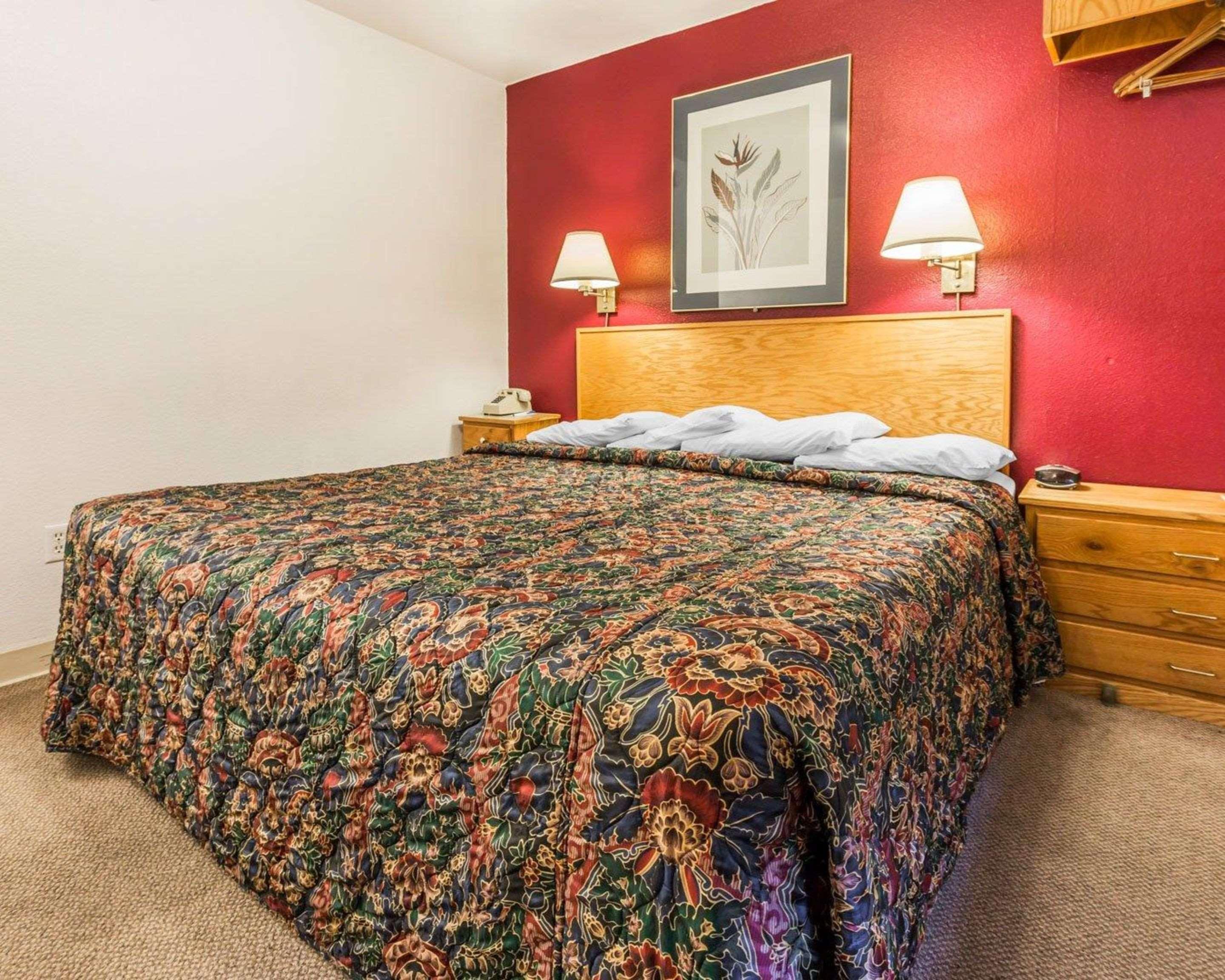 Rodeway Inn & Suites Omak - Okanogan Екстер'єр фото