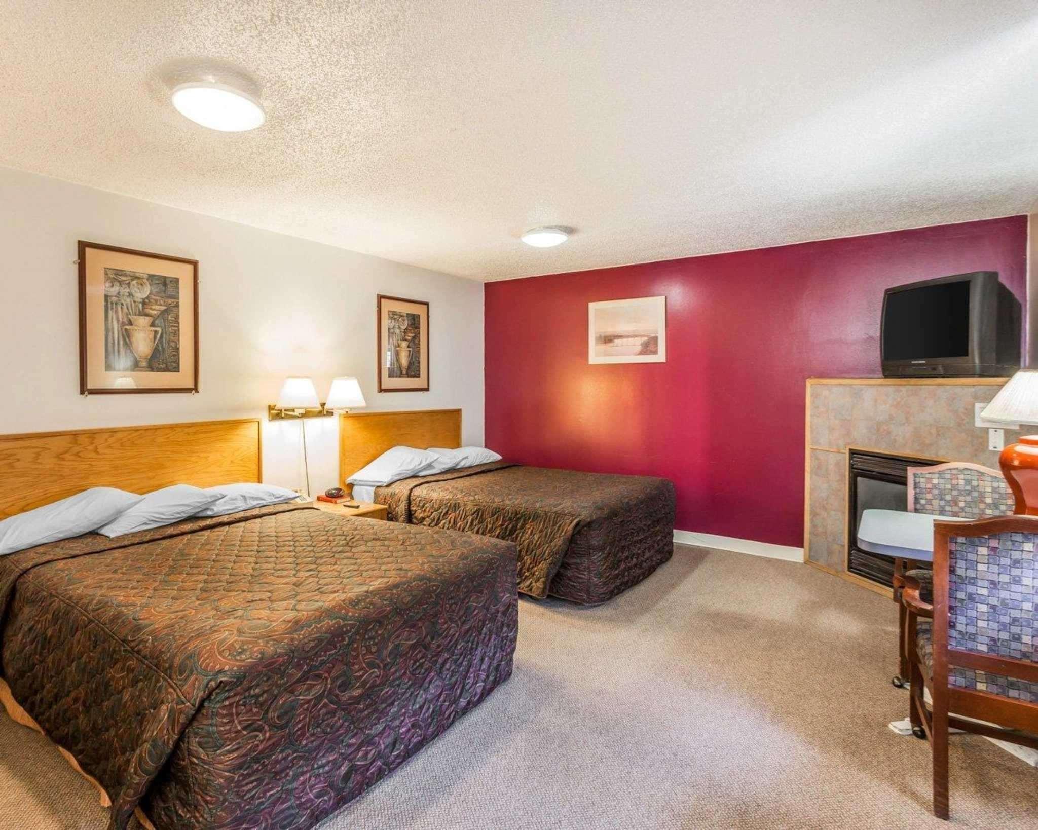 Rodeway Inn & Suites Omak - Okanogan Екстер'єр фото