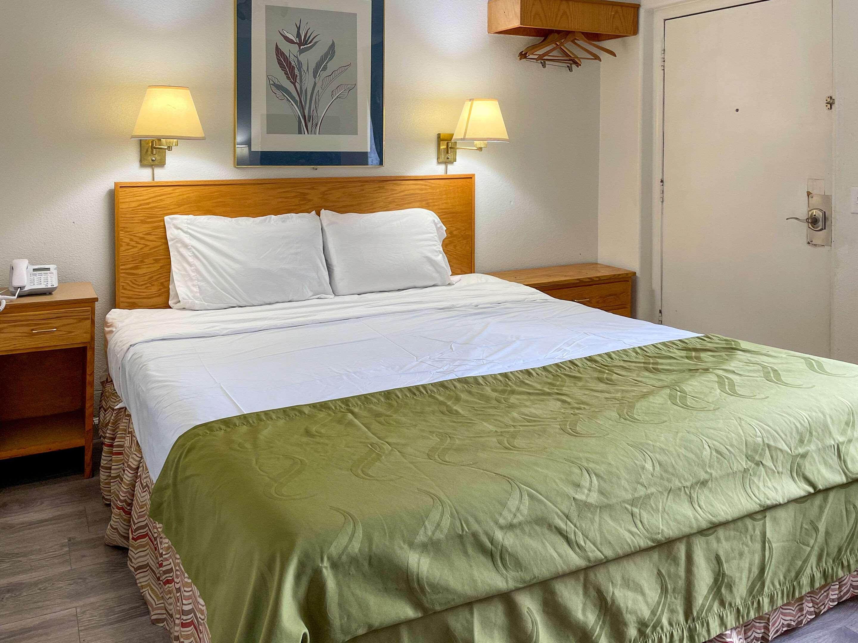 Rodeway Inn & Suites Omak - Okanogan Екстер'єр фото