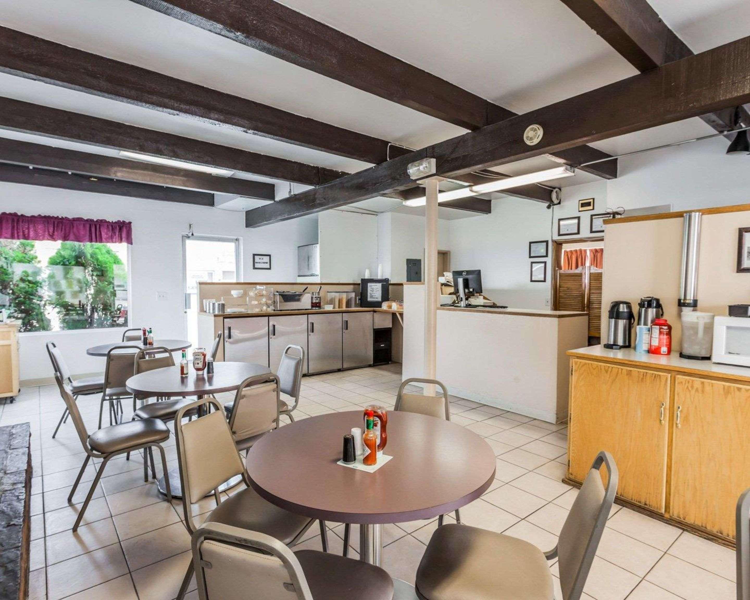 Rodeway Inn & Suites Omak - Okanogan Екстер'єр фото