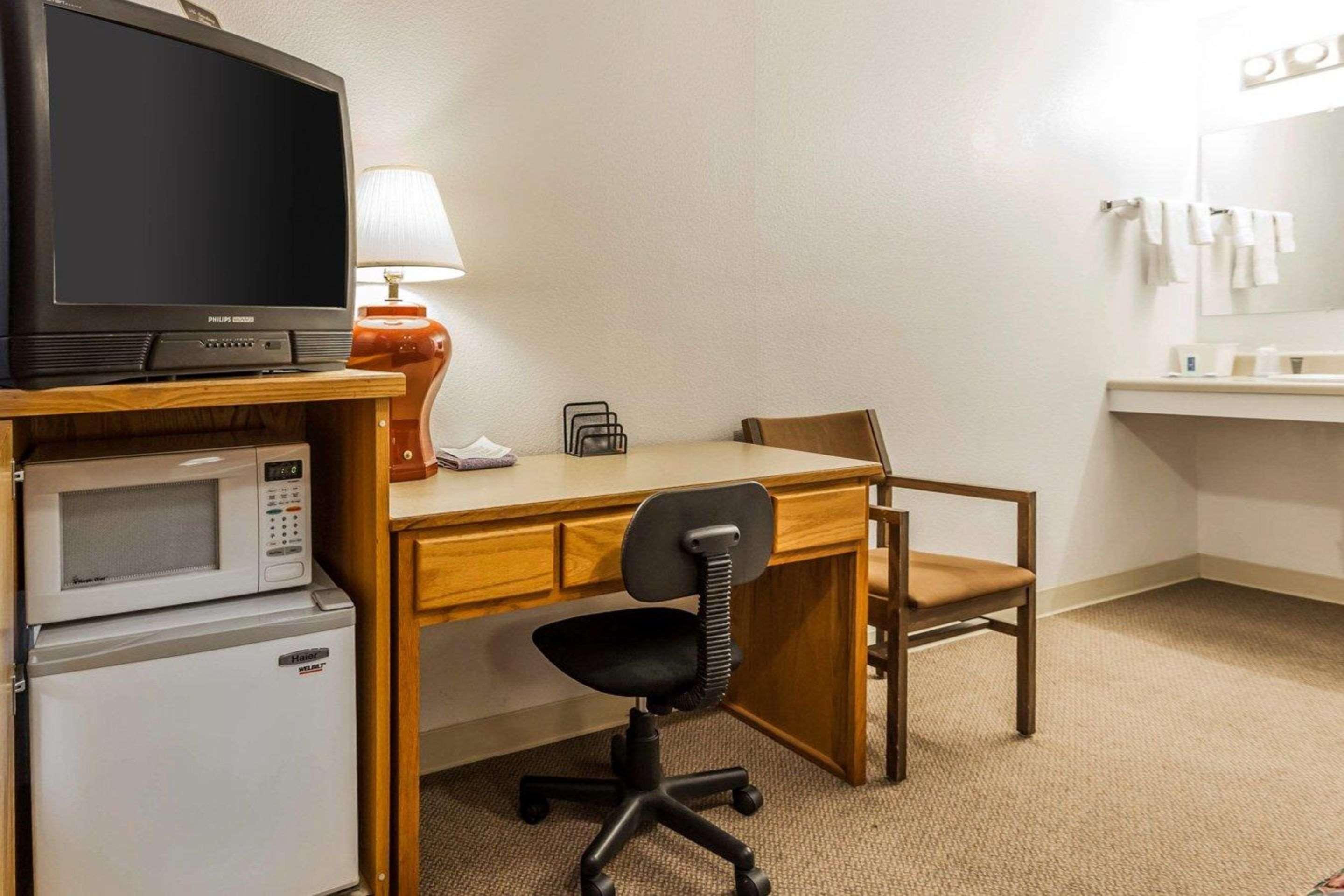 Rodeway Inn & Suites Omak - Okanogan Екстер'єр фото