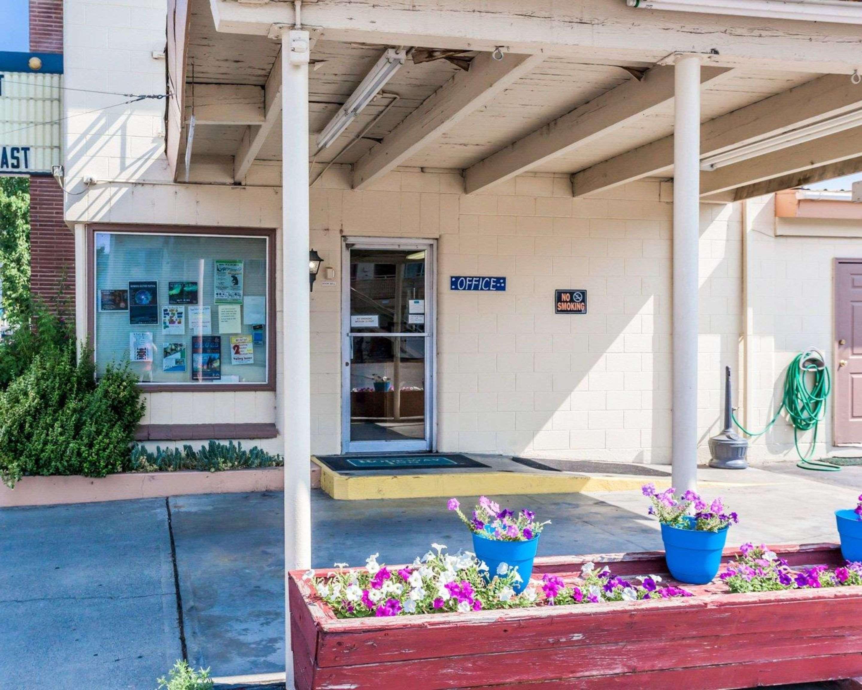 Rodeway Inn & Suites Omak - Okanogan Екстер'єр фото