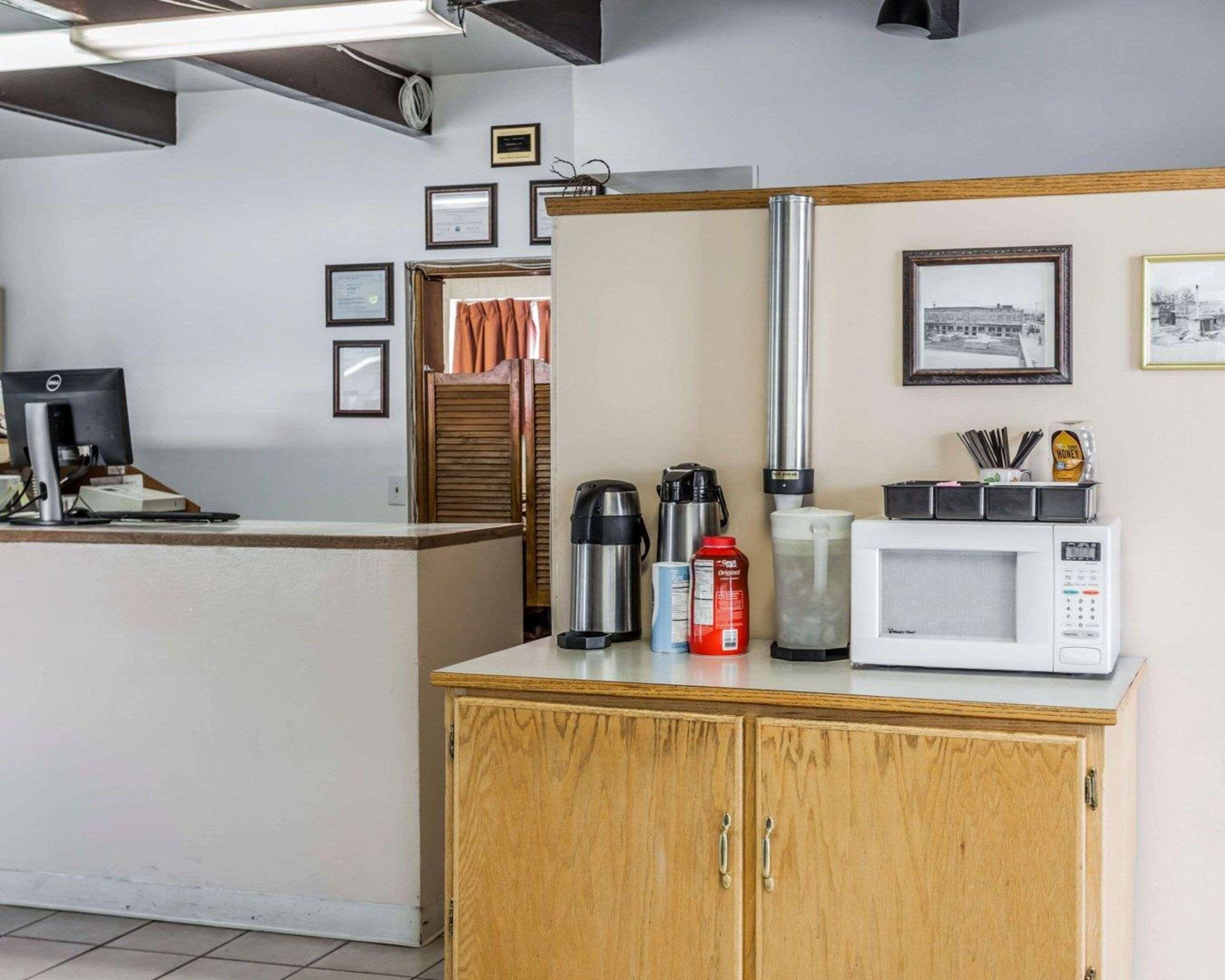 Rodeway Inn & Suites Omak - Okanogan Екстер'єр фото