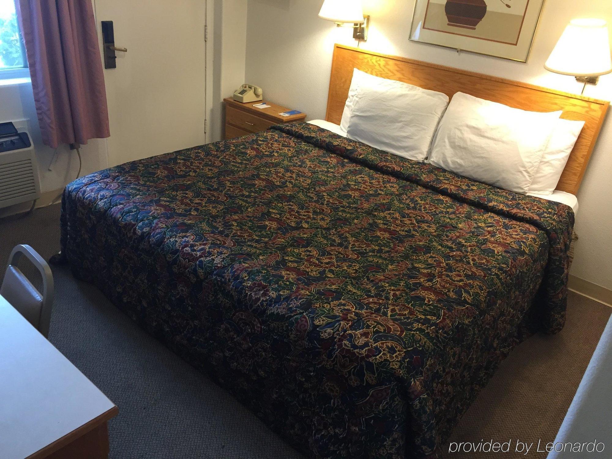Rodeway Inn & Suites Omak - Okanogan Екстер'єр фото