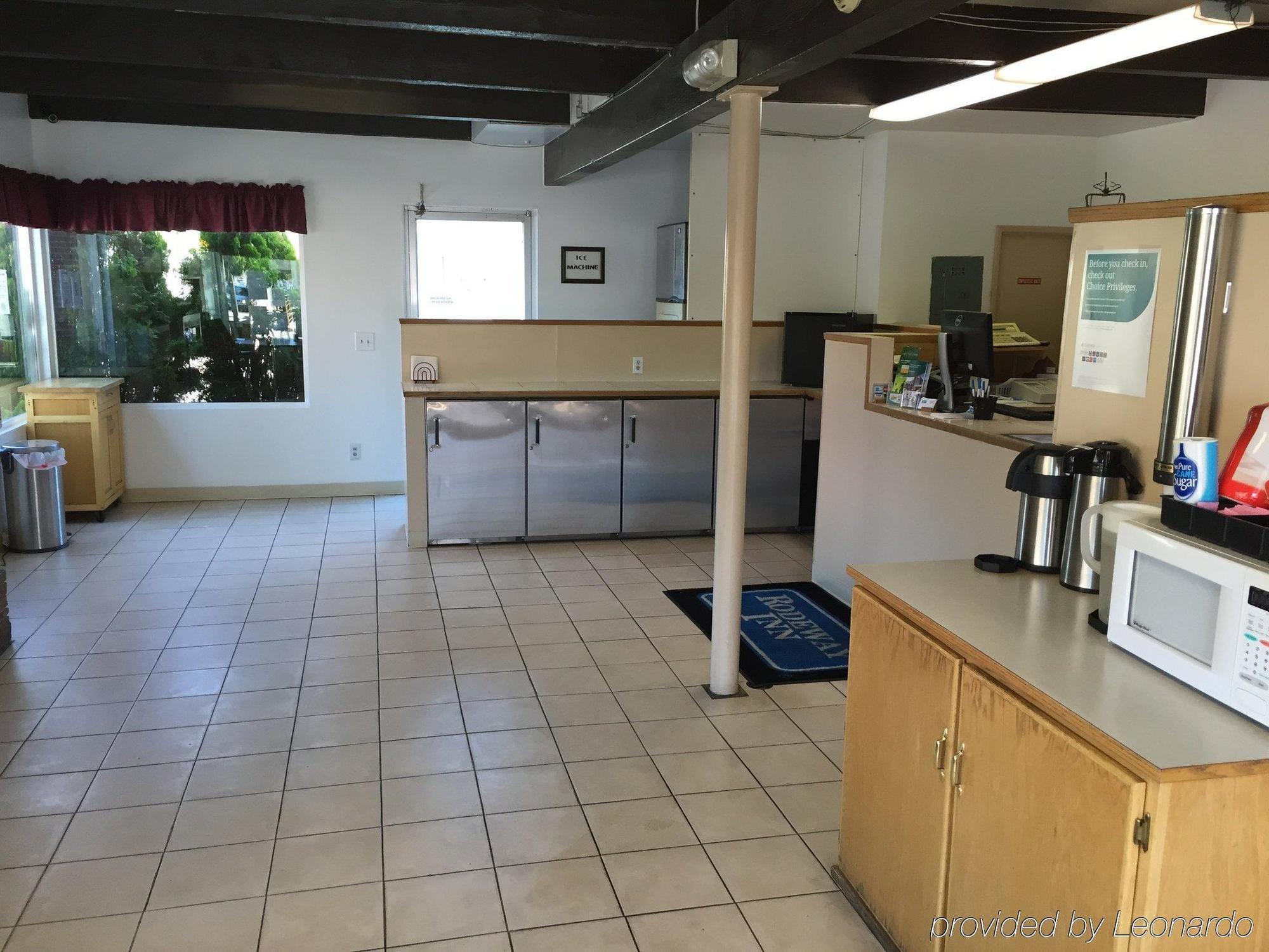 Rodeway Inn & Suites Omak - Okanogan Екстер'єр фото